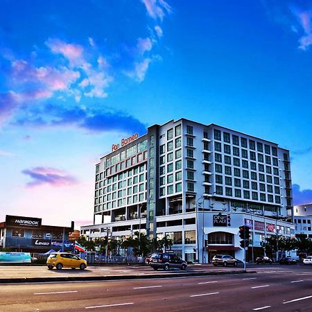 Pan Borneo Hotel Kota Kinabalu Exterior photo