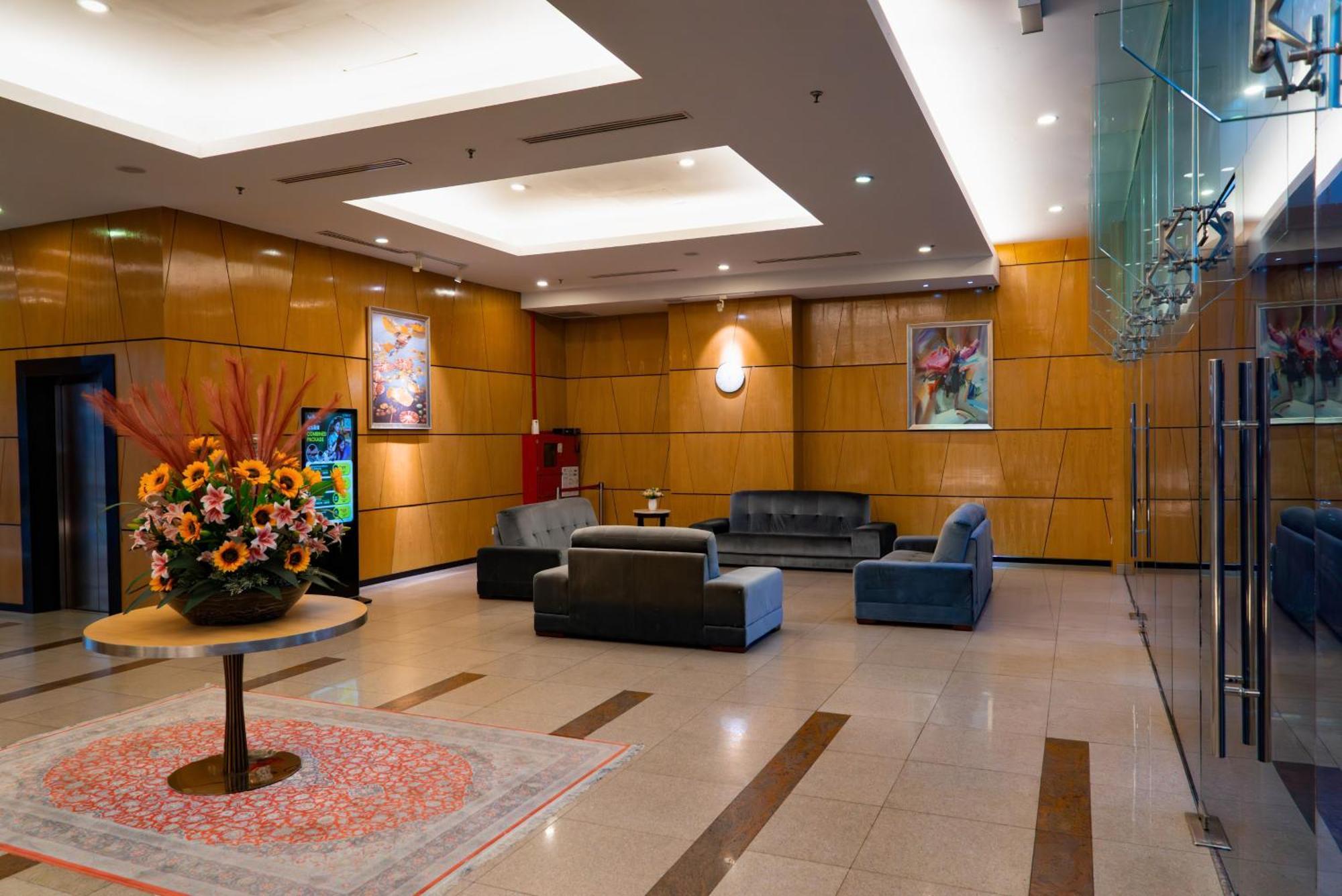 Pan Borneo Hotel Kota Kinabalu Exterior photo