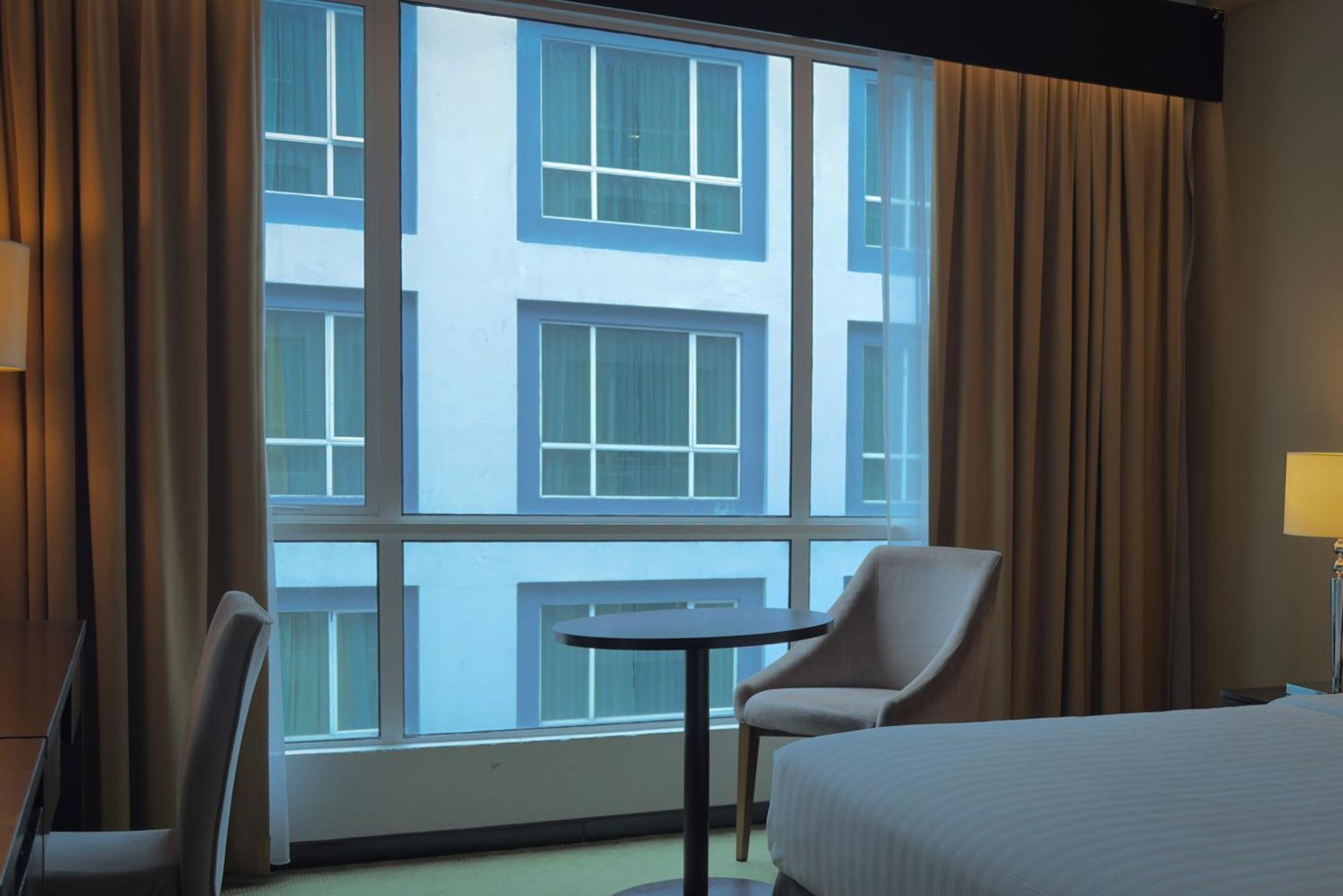 Pan Borneo Hotel Kota Kinabalu Room photo